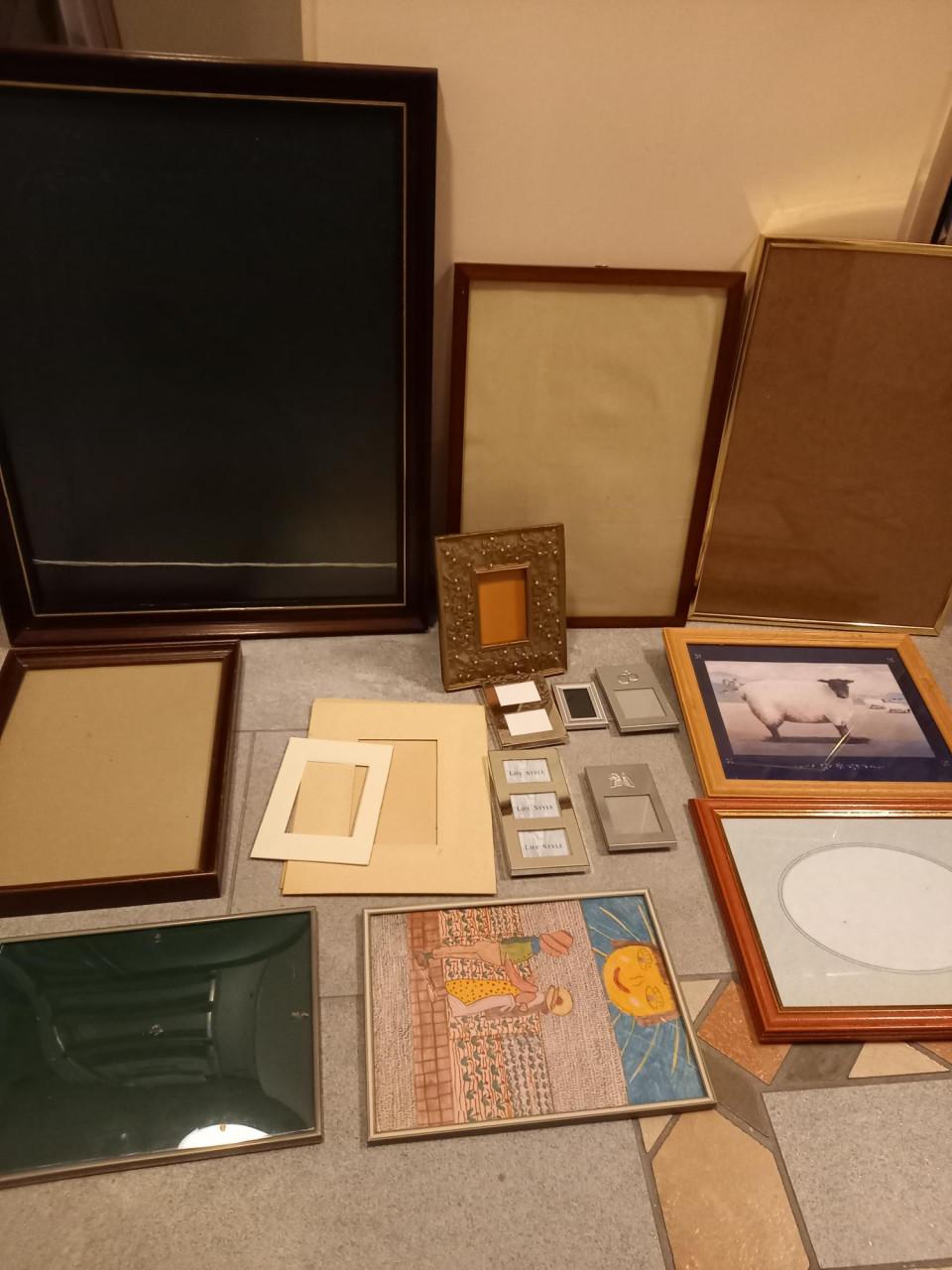 Diverse lijsten en lijstjes te koop