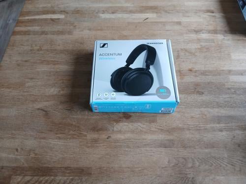 Sennheiser accentum wireless
