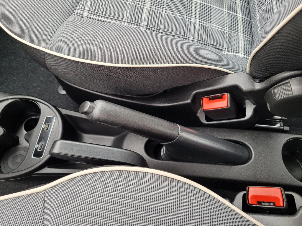 Fiat 500 1.0 hybrid star u connect i navi by app i 70pk