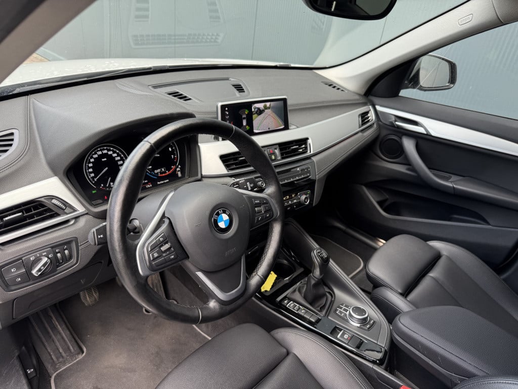 BMW X1 s-drive18i 140pk high executive