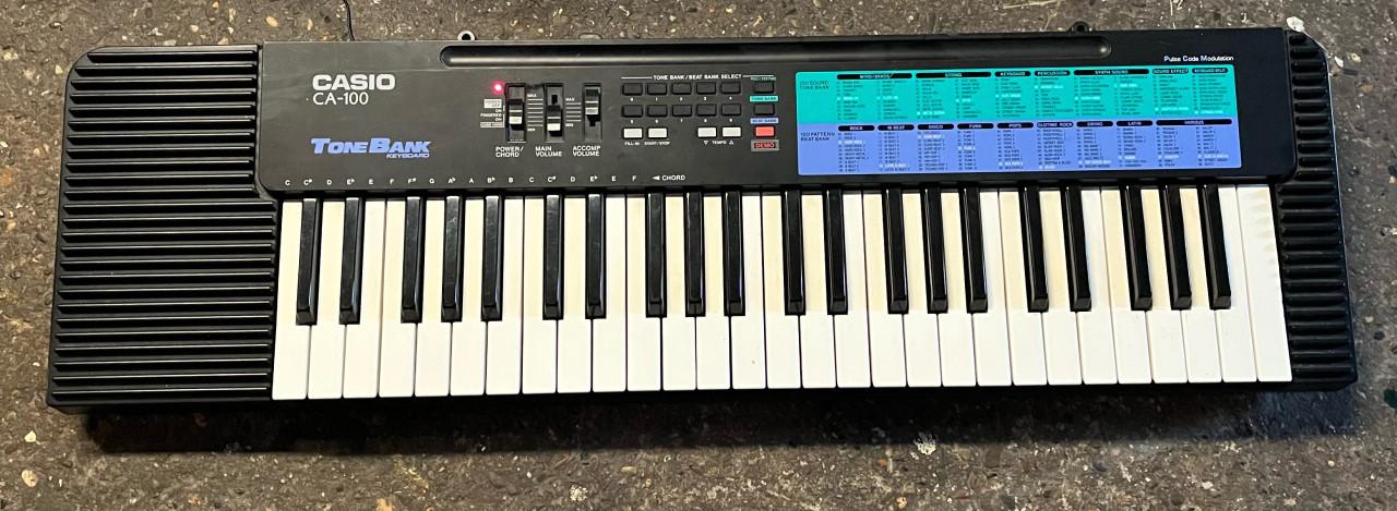 Casio ca 100 tone bank keyboard