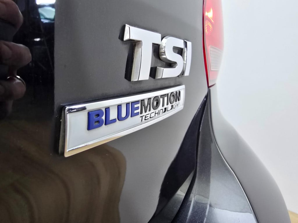 Volkswagen Polo occasion 1.2 tsi highline automaat in black edition | sport