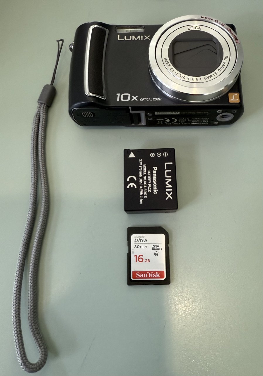 Panasonic Lumix DCM T24 digitale compact camera