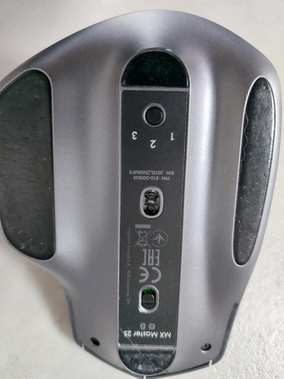 Draadloze muis kan tot 3 computers of ipads bedienen