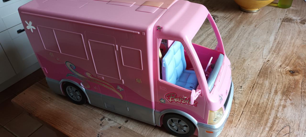 Barbie camper