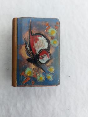 EMAILLE LUCIFER HOUDER.