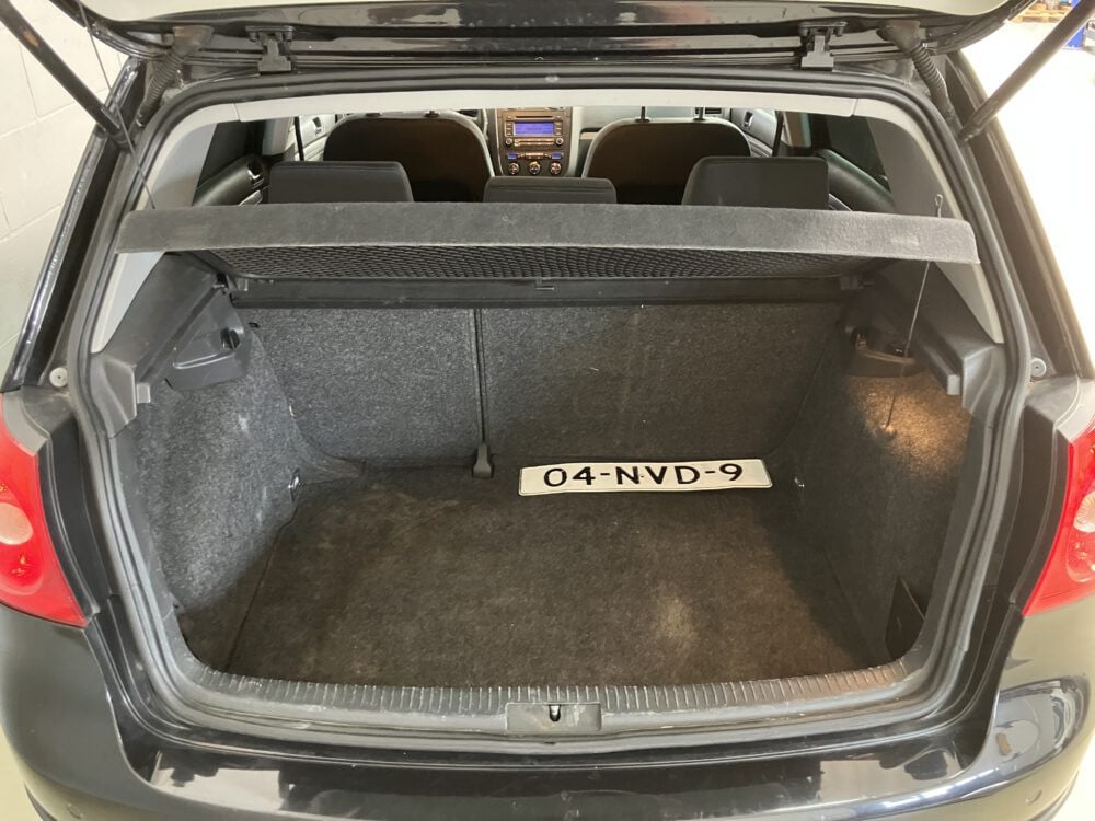 Volkswagen Golf 1.6 FSI Trendline