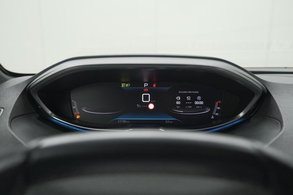 Peugeot 5008 puretech 130 eat8 allure pack business | trekhaak | elektronis