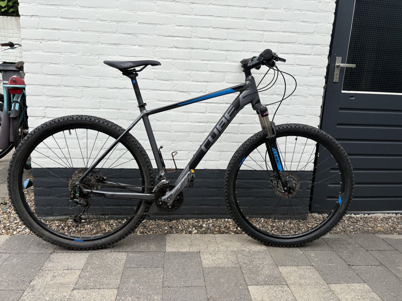 MTB CUBE zwart 29”/ 52cm