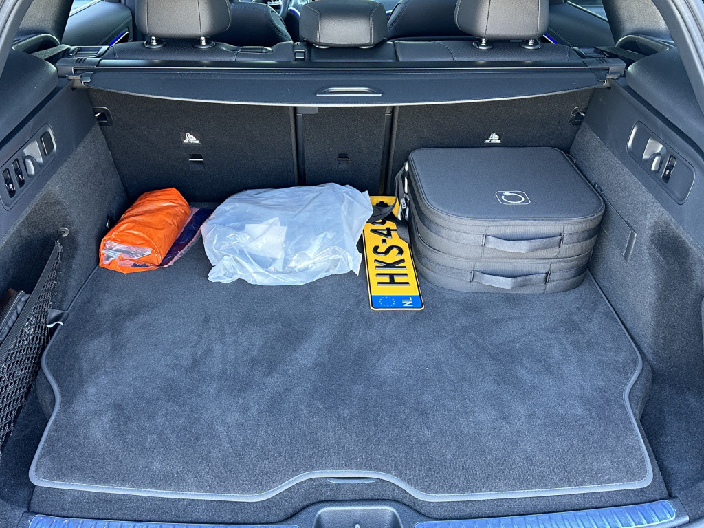 Mercedes-Benz Glc 300e 4matic amg line l airmatic l panoramadak l massage l