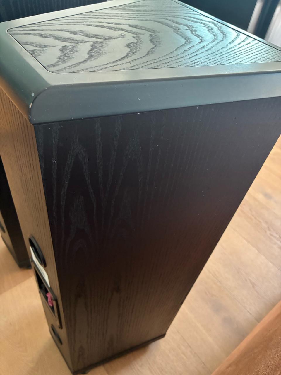 Tannoy Definition D500 speakers Black Ash met grilles