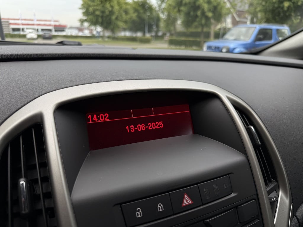 Opel Astra sports tourer 1.4 turbo edition