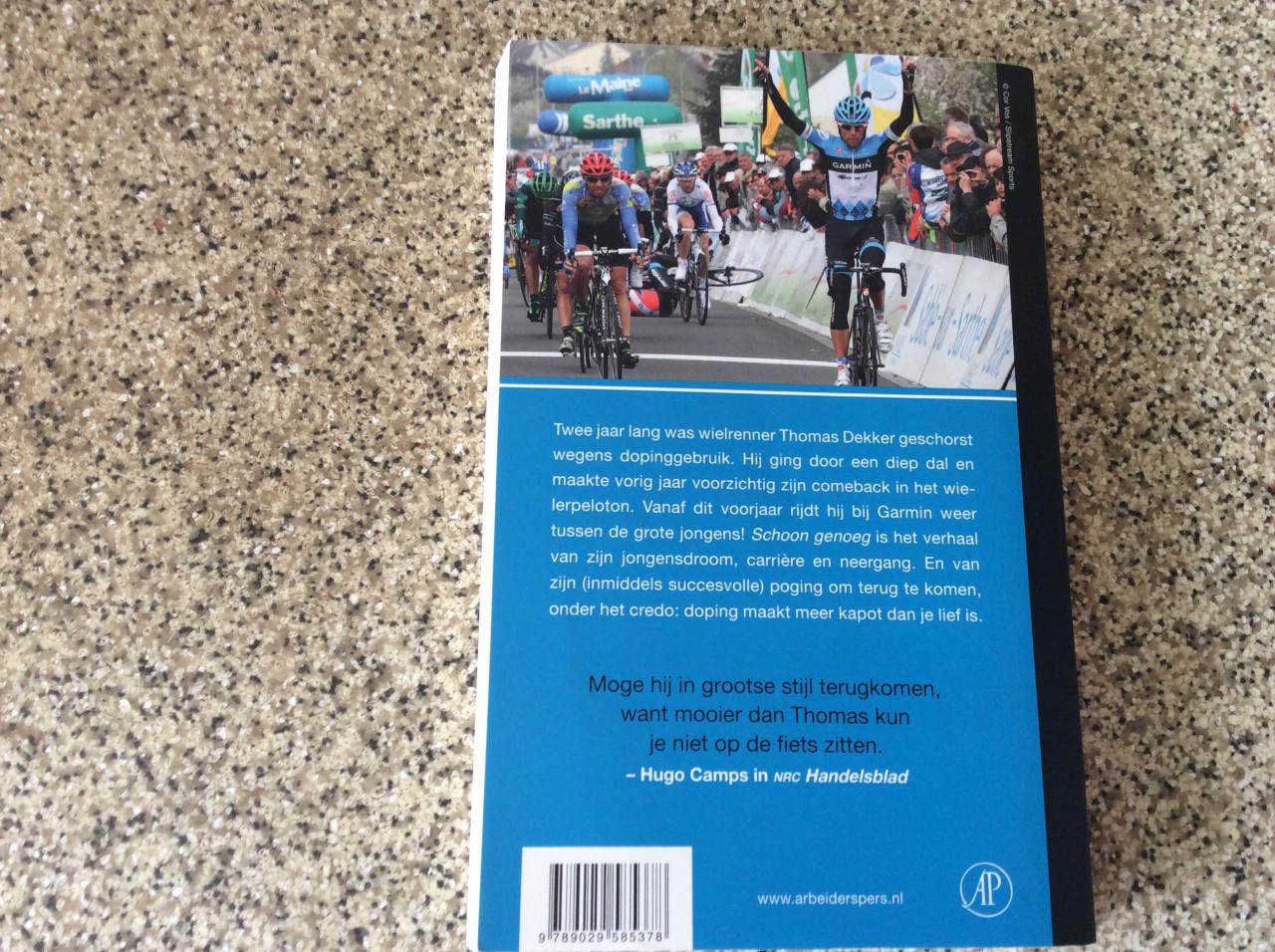 3 boekjes van: Thomas Dekker, Jeroen Willaert en Peter Winnen.