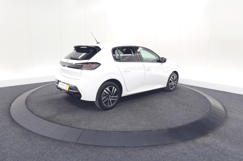 Peugeot 208 puretech 100 allure pack | camera | apple carplay | stoelverwar