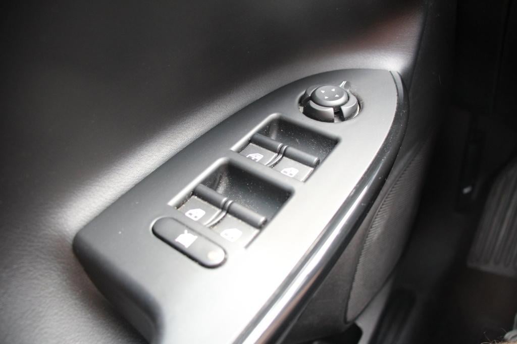 Alfa Romeo Giulietta 1.4 turbo turismo -170 pk - trekhaak - panoramadak - p