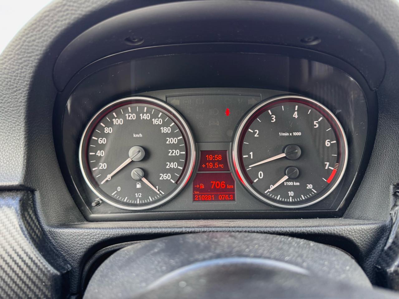 BMW 325i E90 N52 | Handbak | Hamann | CarPlay | Camera