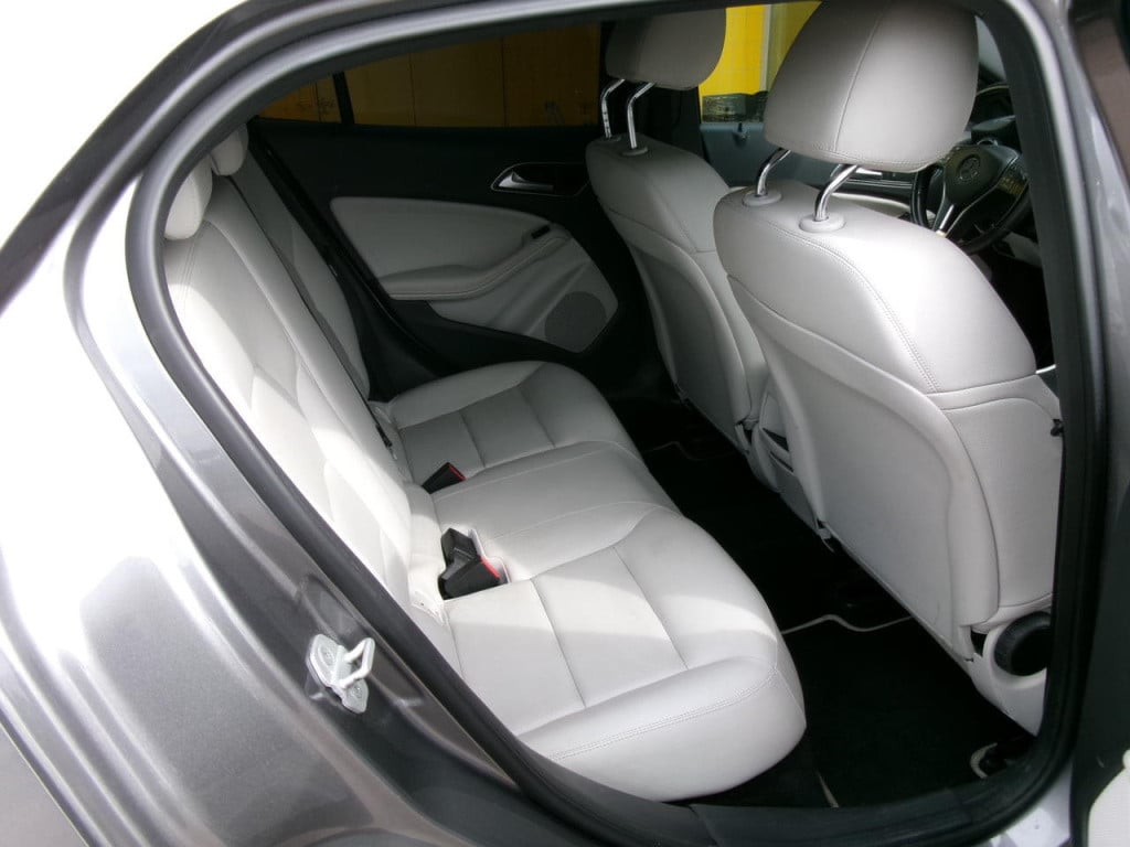 Mercedes-Benz Gla-klasse 200 automaat, cruise.contr., pano, leer, trekhaak