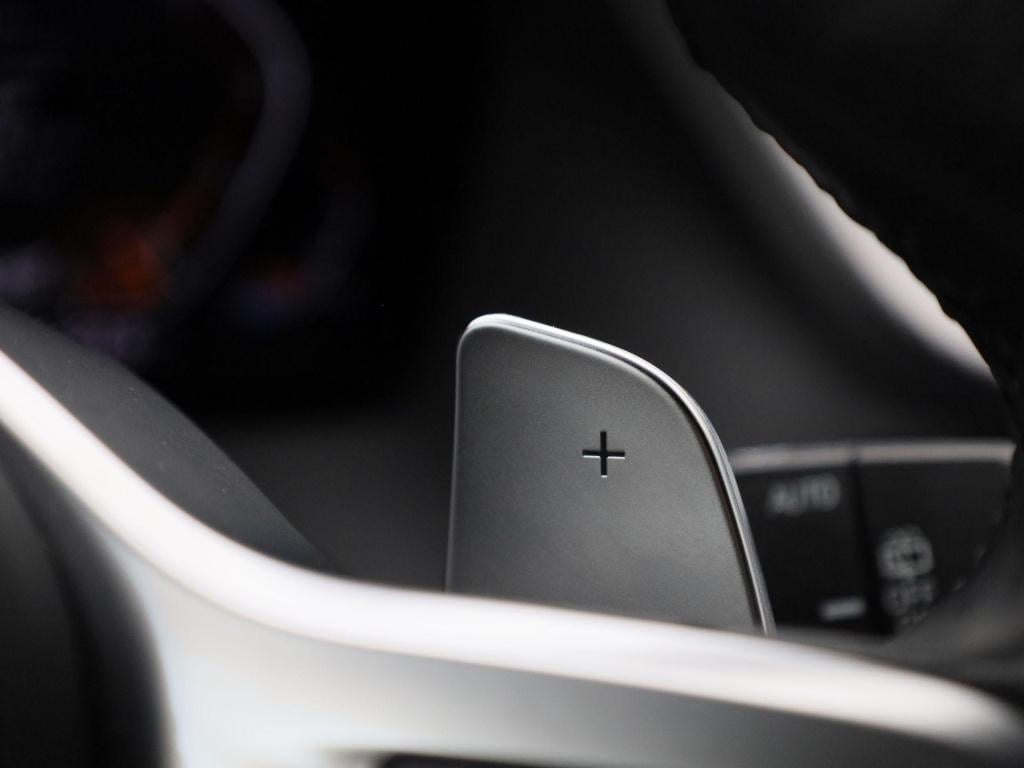 BMW 1 Serie 120i business edition | m-sport | automaat | navigatie | stoel/