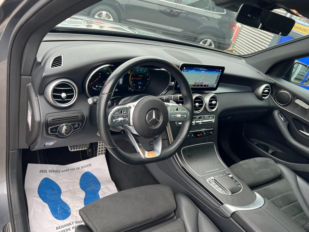 Mercedes-Benz Glc 300de 4matic business solution amg, trekhaak, panoramadak