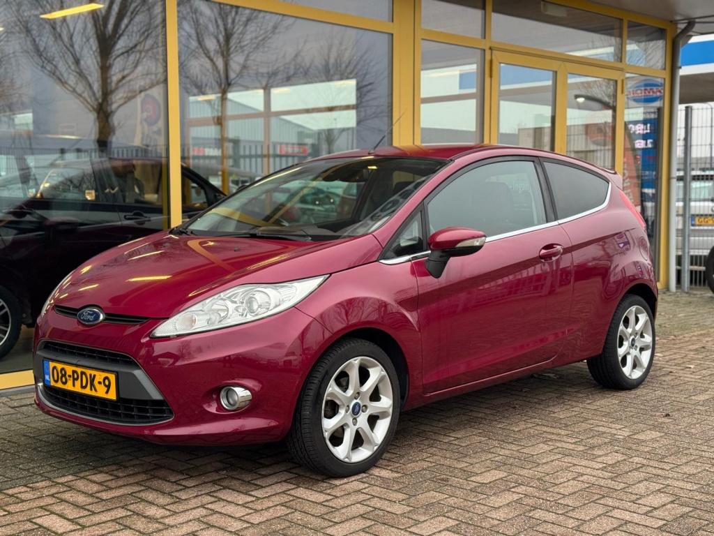 Ford Fiesta 1.6 titanium | apk: 14-01-2027 | inruiler