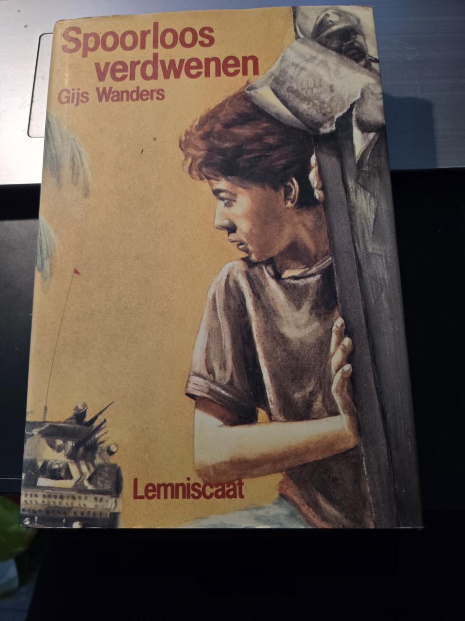 Boek: Spoorloos verdwenen 3e druk 1993