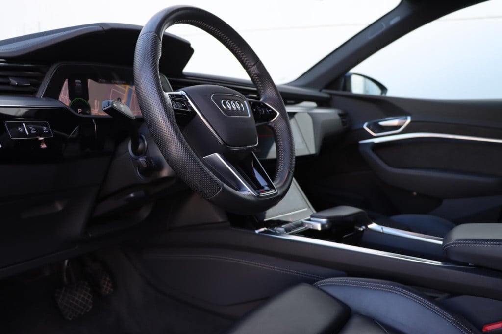Audi E-tron 55 quattro advanced 95 kwh