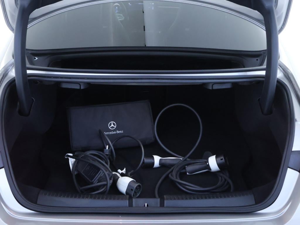 Mercedes-Benz Cla 250 e premium plus | memory pakket | panoramadak | sfeerv