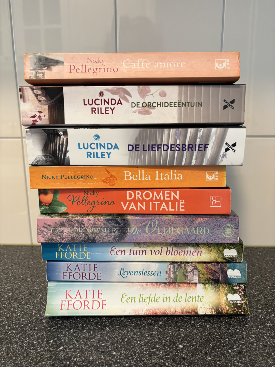 9 ROMANS, LUCINDA RILEY, KATIE FFORDE ENZ