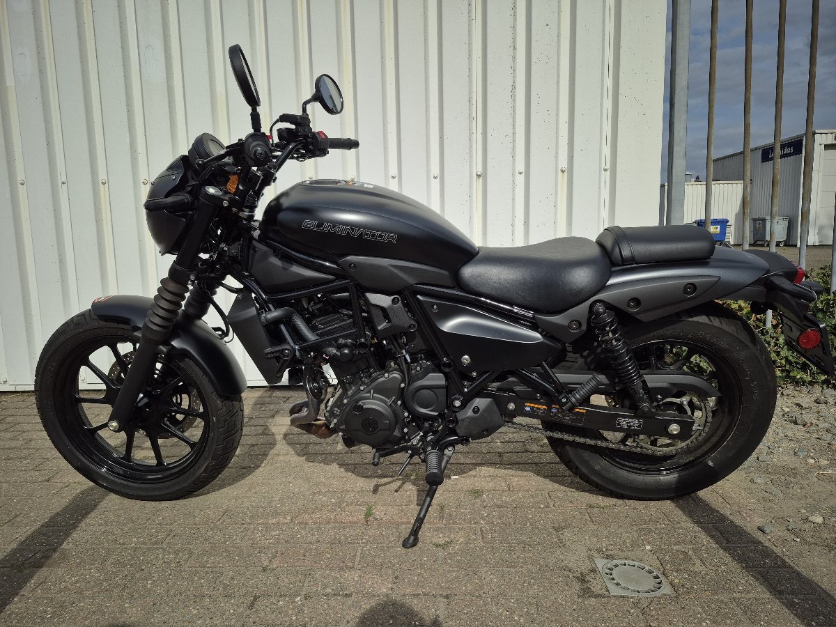 Kawasaki Eliminator 500SE edition uit 2024