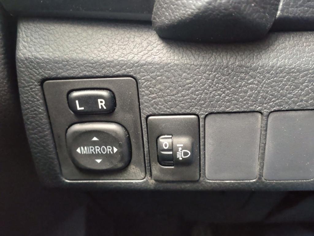 Toyota Auris 1.8 hybrid asp.