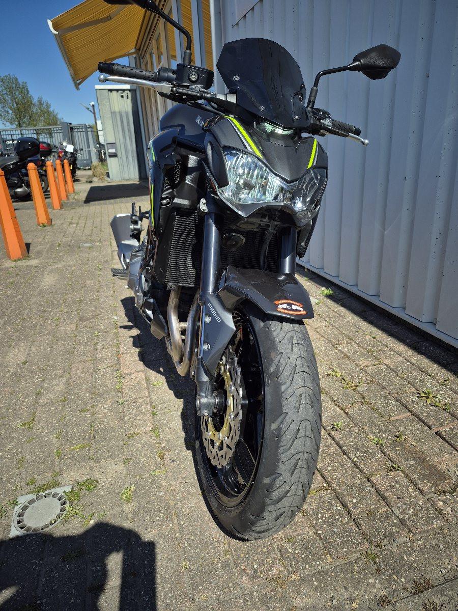 Kawasaki Z900 uit 2019, mooie naked bike