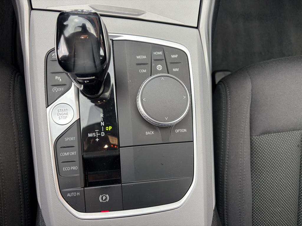 BMW 3-serie touring 320i high executive edition