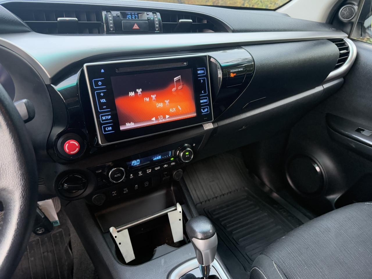 Toyota HiLux - 2.4 D-4D Cool Comfort Double Cab Automaat| BTW | Camera |