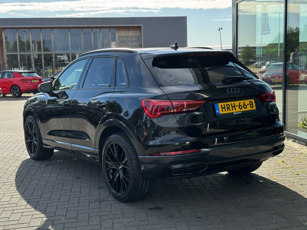 Audi Q3 35 tfsi * camera * matrix led * leer * keyless * trekhaak