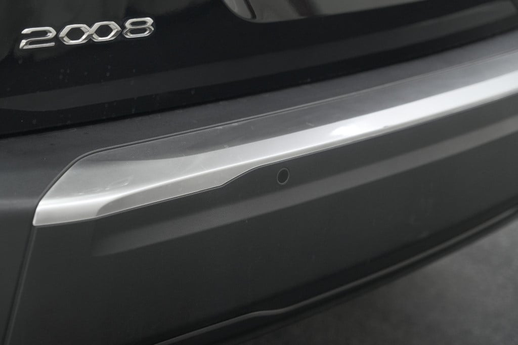 Peugeot 2008 puretech 102 allure pack | camera | apple carplay | parkeersen