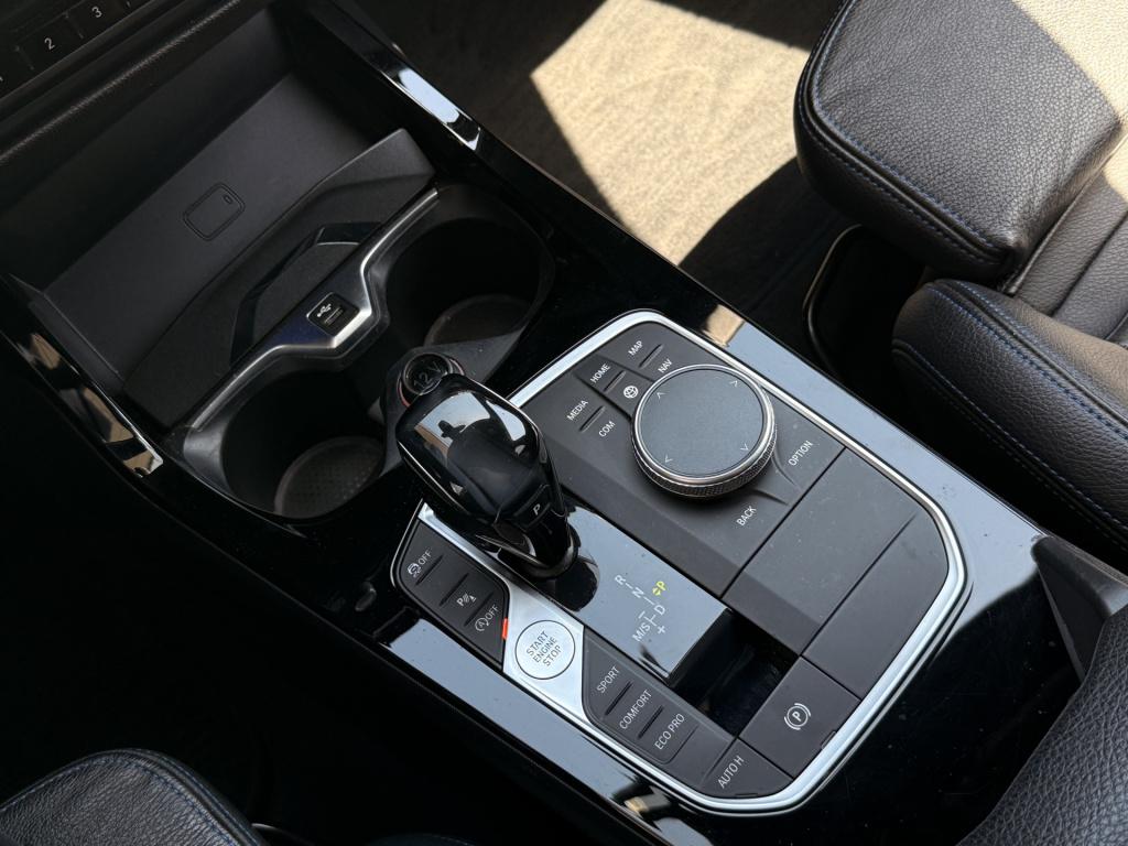 BMW 1 Serie 118i m-sport executive edition | apple carplay | harman kardon 