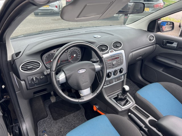 Ford Focus 1.6 100pk cabriolet