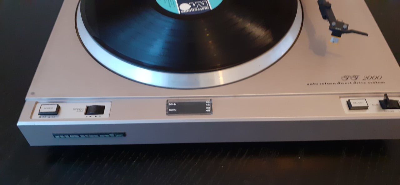 Marantz TT 2000 Platenspeler