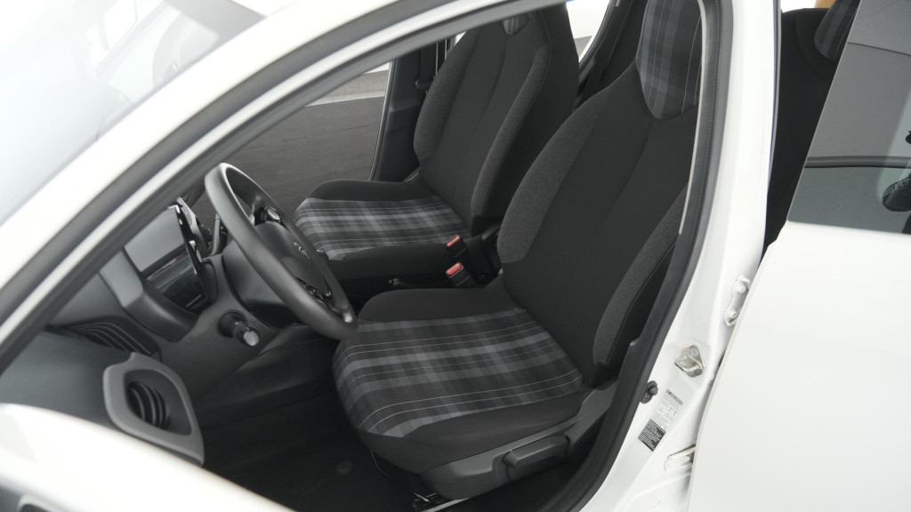 Peugeot 108 1.0 e-vti active | airco | allseasonbanden | elektrische ramen 