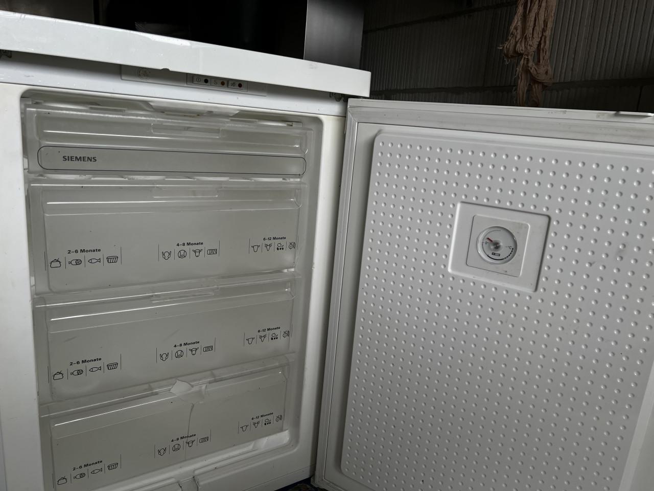 Siemens A++ klasse Vrieskast 4 laden 85x60 cm. Inhoud vriezer 120 liter