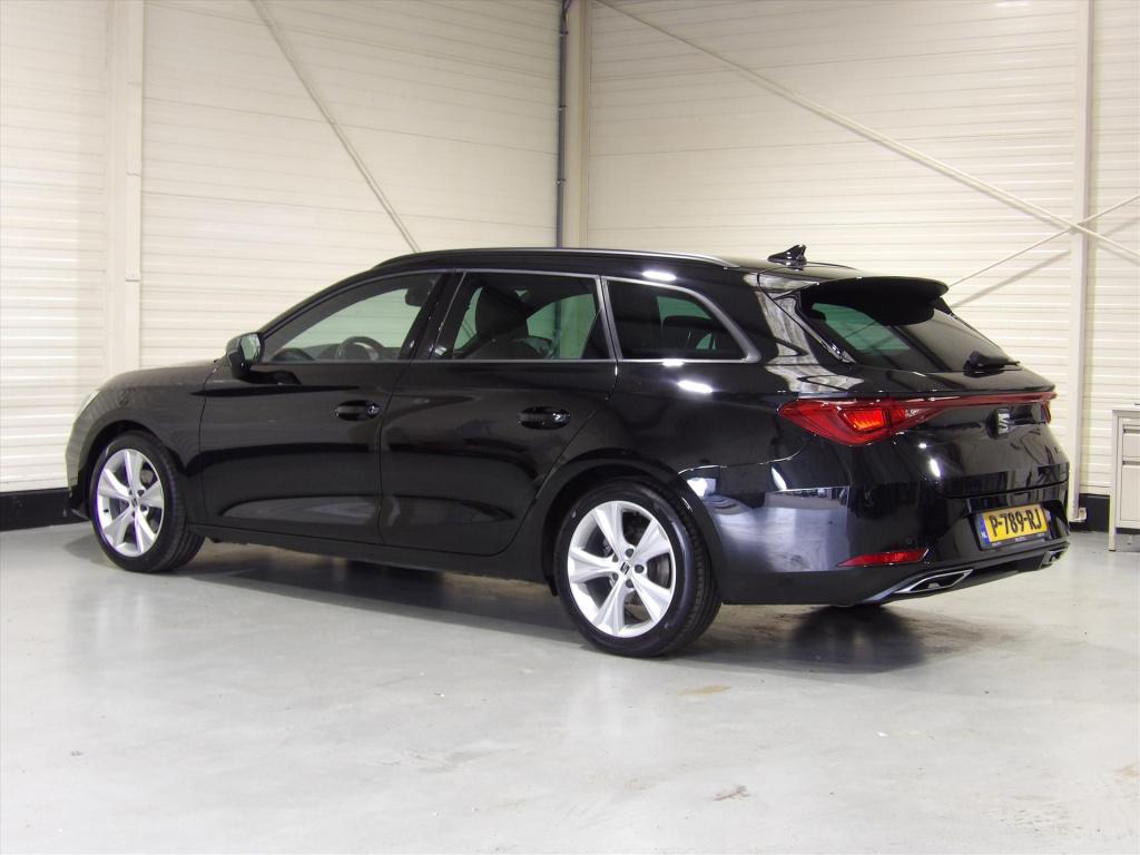 Seat Leon sportstourer 1.5 etsi 150pk dsg-7 fr business intense