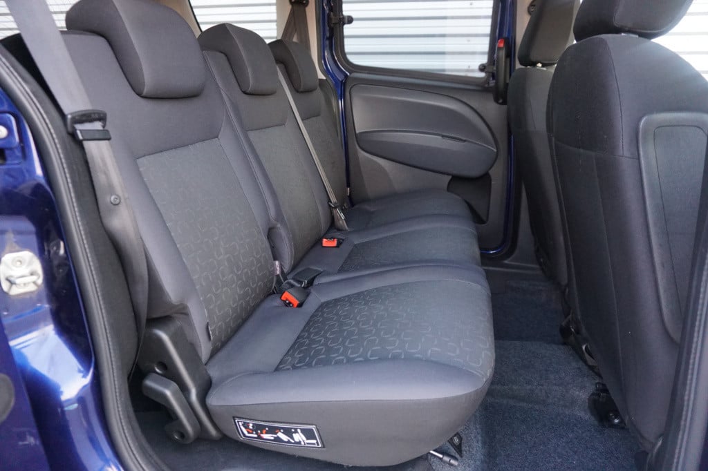 Fiat Doblo 1.4 dynamic airco / cruise / elektr. ramen / trekhaak / nap