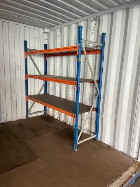 10ft container gebruikt met stelling erin