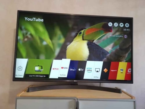 Prachtige Smart 49 inch (125CM) cm grote LG 4K uhd led tv. Wi-Fi Bluetooth