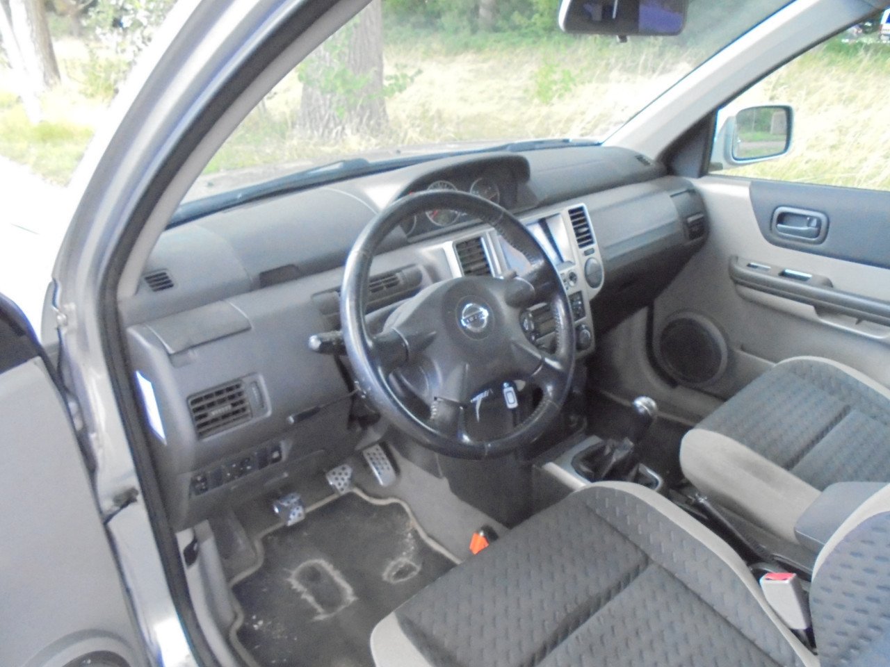 X-Trail Bouwjaar 2004 2.5 four wheel drive goede sterke auto