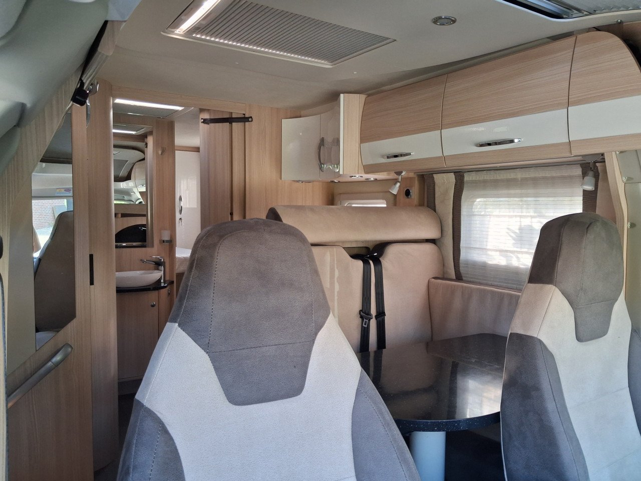 Burstner Nexxo T745 camper