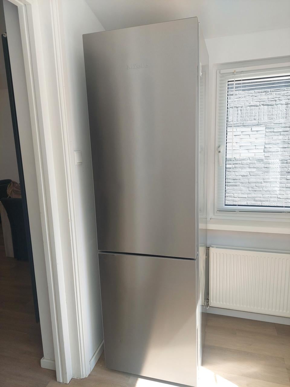 Miele koek/vriescombinatie rvs kleur