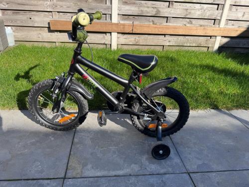 Te koop: kinder fiets 14 inch