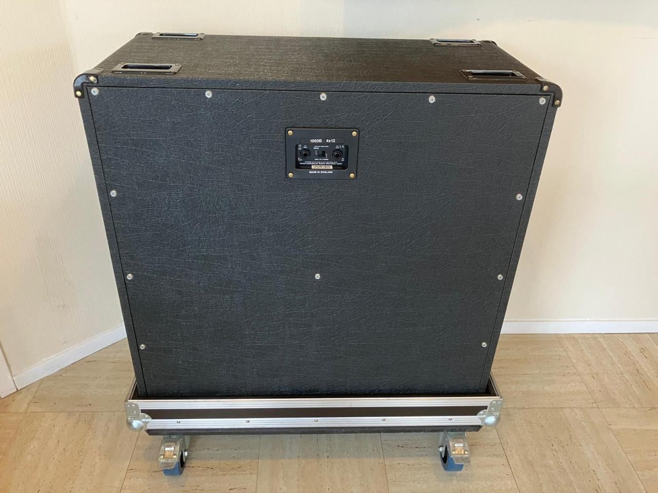 Marshall 1960b gitaar cab inclusief flightcase