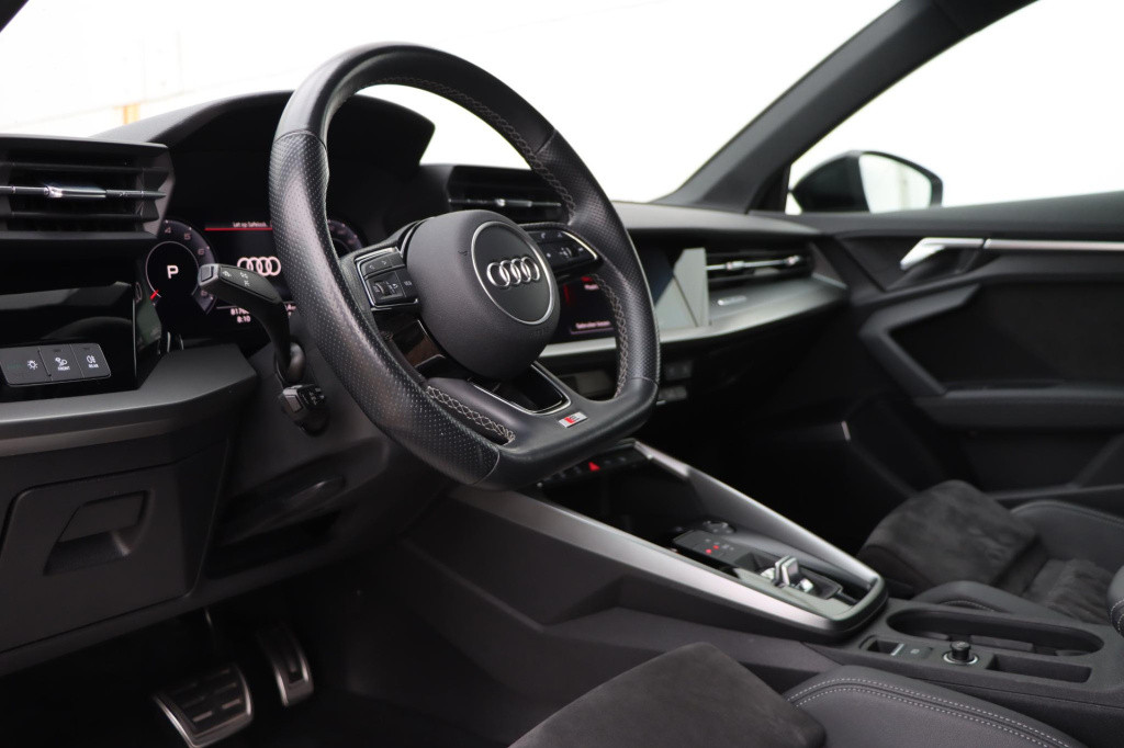 Audi S3 sportback 2.0 tfsi 310pk s tronic quattro edition one